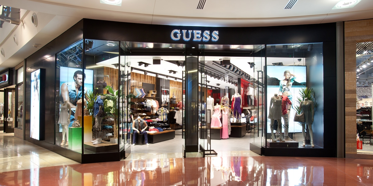 GUESS: Known worldwide for innovative denim, sexy dresses, iconic logo pieces, plus shoes, handbags, accessories and more. Free shipping and in-store returns.